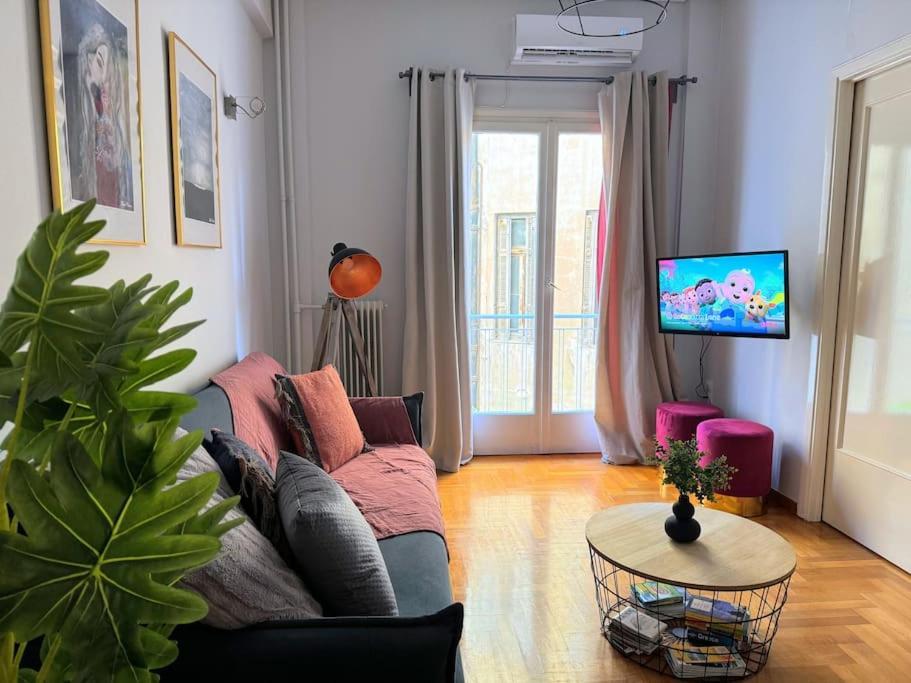 Downtown Cute Apt In The Heart Of Plaka Athen Exterior foto