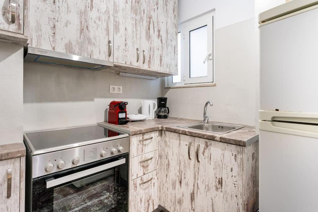 Downtown Cute Apt In The Heart Of Plaka Athen Exterior foto