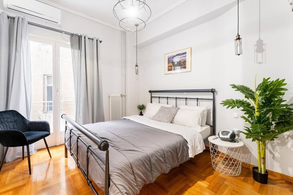 Downtown Cute Apt In The Heart Of Plaka Athen Exterior foto
